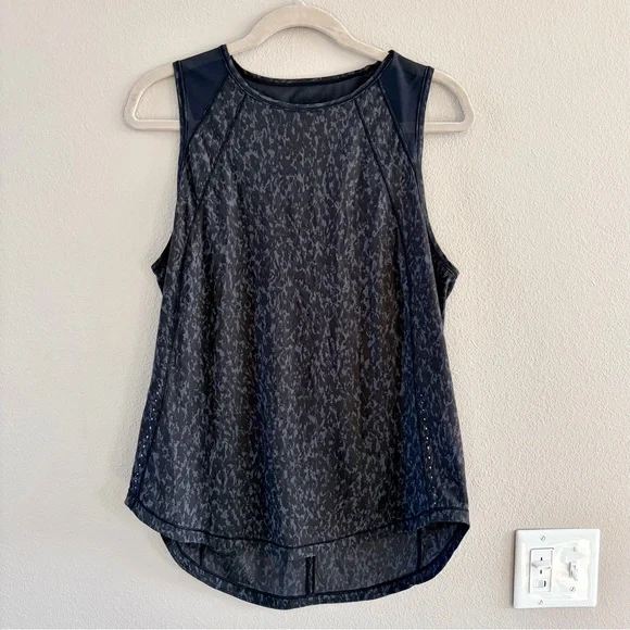 Women’s Lululemon Sculpt Tank Top Black Leopard Size 12 - Picture 1 of 4